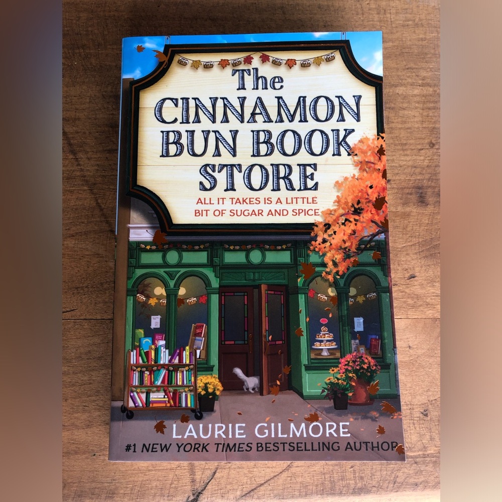 Laurie Gilmore The Cinnamon Bun Book Store - Brand New